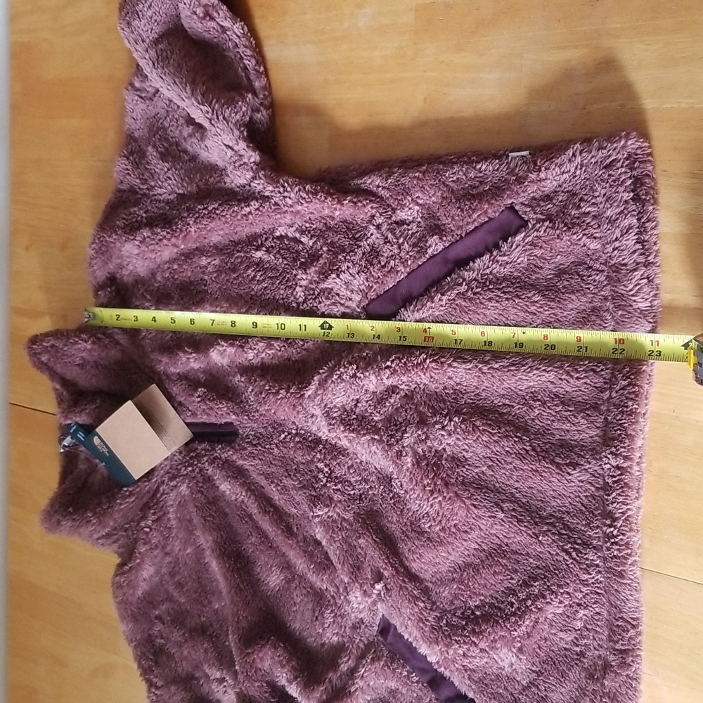 The North Face Furry Fleece Pullover - Picture 6 of 9